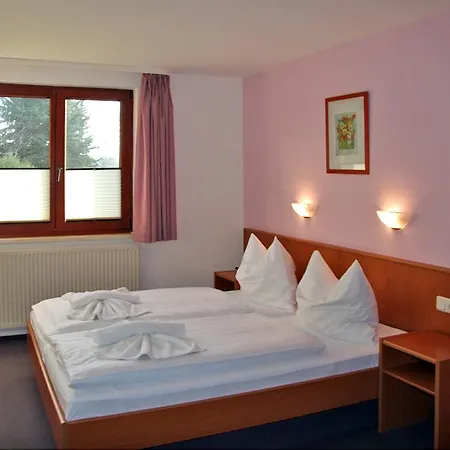 In Dorf Dierhagen